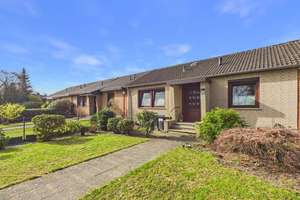 Bremen-Kirchhuchting • Top saniertes Reihenbungalow mit Garage – Die vollständige Adresse der Immobilie erhältst du vom Anbieter., 28259 Kirchhuchting, Bremen – Vorschaubild 2