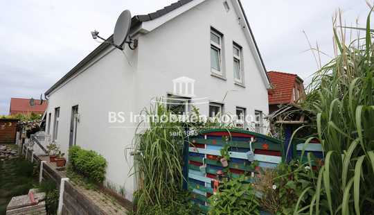 Bild von Harsweg! Renovierungsbedürftiges Einfamilienhaus mit 2 vermieteten Wohneinheiten in ruhiger, zentral