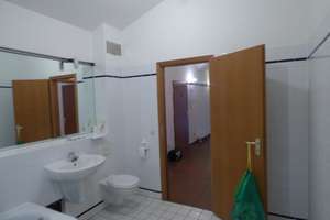 Großzügig geschnittene Dachgeschosswohnung in grüner Lage!! ***Wannenbad*** – Die vollständige Adresse der Immobilie erhältst du vom Anbieter., 13053 Alt-Hohenschönhausen, Berlin – Vorschaubild 12