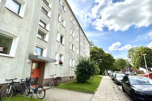 Wunderschöne 4 - Raumwohnung in Top Lage mit Einbauküche und Balkon – 39110 Stadtfeld West, Magdeburg – Vorschaubild 14