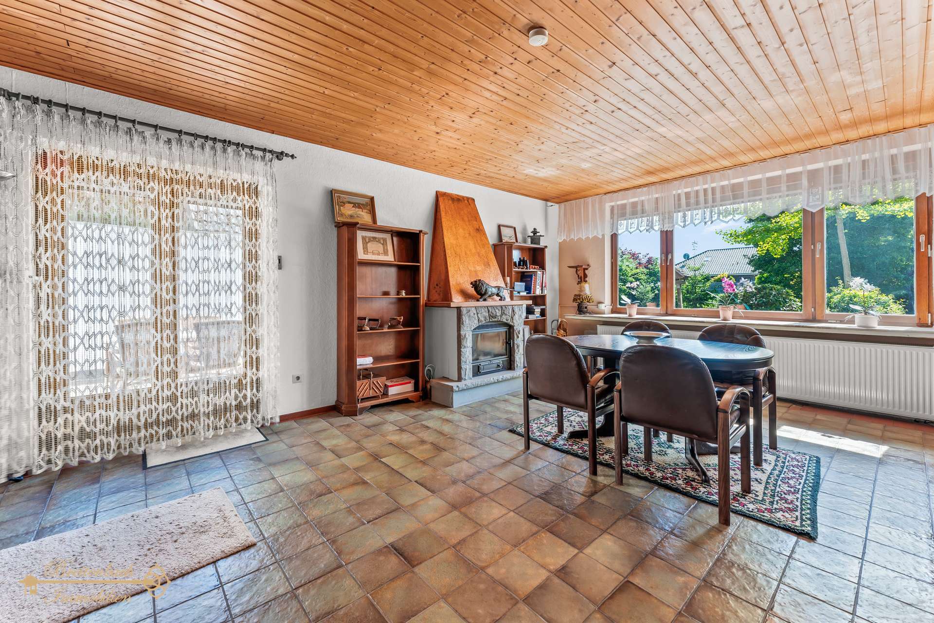 Immobilie in Elsfleth - Ihr neues Zuhause mit Charme, Kamin und liebevoll gestaltetem Garten - Bild 4