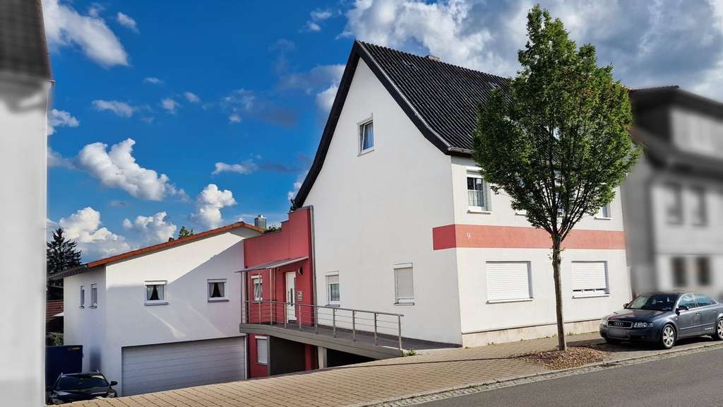 Immobilie in Alleshausen - Mehrgenerationen-Wohnen im Herzen von Bad Buchau - OHNE Maklergebühr - Bild 0
