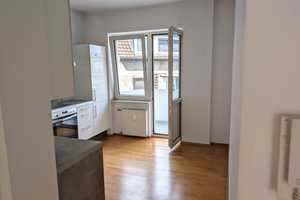 +++ 2-Zi.-Wohnung mit ca. 15.400 EUR Rücklagenanteil und Balkon in Pempelfort +++ – Düsseldorf – Vorschaubild 2