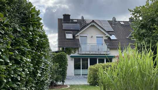 Bild von Gepflegte Doppelhaushälfte mit Garten in ruhiger Lage von Usingen