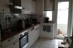 Helle, moderne DG-Wohnung, zentral gelegen, Einbauküche, Balkon, Klimaanlage! – Steeler Str. 226, 45138 Huttrop, Essen – Vorschaubild 10