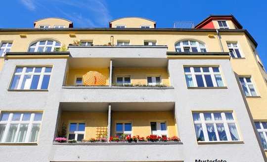 Kleines Wohn-/Geschäftshaus