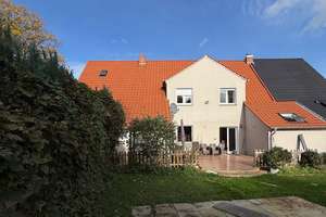 XL-Einfamilienhaus! ... entdecken Sie  rund 174 m² Freiheit!