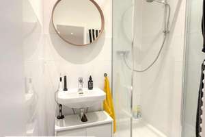 Westend-Bestlage - TOP sanierte 2-Zimmer-AB-Wohnung mit Wohnküche -  absolut ruhig – Die vollständige Adresse der Immobilie erhältst du vom Anbieter., 80339 Westend, München – Vorschaubild 3