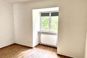Gepflegtes Stadthaus in bevorzugter Lage in den Elbvororten und direkter Nähe zur ISH – Die vollständige Adresse der Immobilie erhältst du vom Anbieter., 22609 Osdorf, Hamburg – Vorschaubild 9