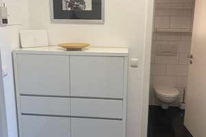 Großzügige und sehr schöne  1-Zimmer Wohnung in München-Schwabing, direkt vom Eigentümer – Leopoldastraße 206, 80804 Neufreimann, München – Vorschaubild 11