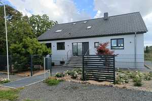 Vollständig renoviertes 7-Zimmer-Einfamilienhaus in Wolfsburg Almke – Mühlenberg 1, 38446 Wolfsburg – Vorschaubild 1