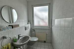 Sofort verfügbar - Mehrfamilienhaus/Generationenhaus mit 4 Wohnungen in einem ruhigen Wohngebiet – Calw (Kreis) – Vorschaubild 25