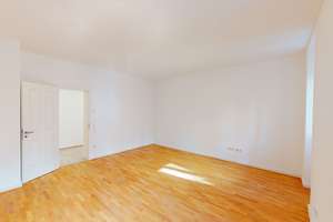 Perfekt für kleine Familien! Schöne 3-Zimmer-Wohnung mit Balkon in der Weststadt. – Moningerstraße 9, 76135 Weststadt, Karlsruhe – Vorschaubild 8