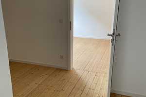 Kernsaniertes Wohnhaus mit EBK zu vermieten – Talstr. 8, 69221 Rhein-Neckar-Kreis – Vorschaubild 4