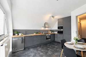 Licht, Raum und Galerie: Stilvolle Maisonette-Wohnung mit Westbalkon! – Die vollständige Adresse der Immobilie erhältst du vom Anbieter., 42389 Langerfeld-Beyenburg, Wuppertal – Vorschaubild 7