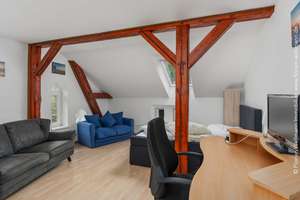 Loxstedt - Düring | Zweifamilienhaus mit Pferdestallen, Ferienapartment, Pool, Stall, Reithalle, Pad – Die vollständige Adresse der Immobilie erhältst du vom Anbieter., 27612 Loxstedt – Vorschaubild 18