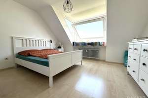 Sonnige Dachgeschosswohnung mit besonderem Flair – Die vollständige Adresse der Immobilie erhältst du vom Anbieter., 81375 Neuhadern, München – Vorschaubild 4