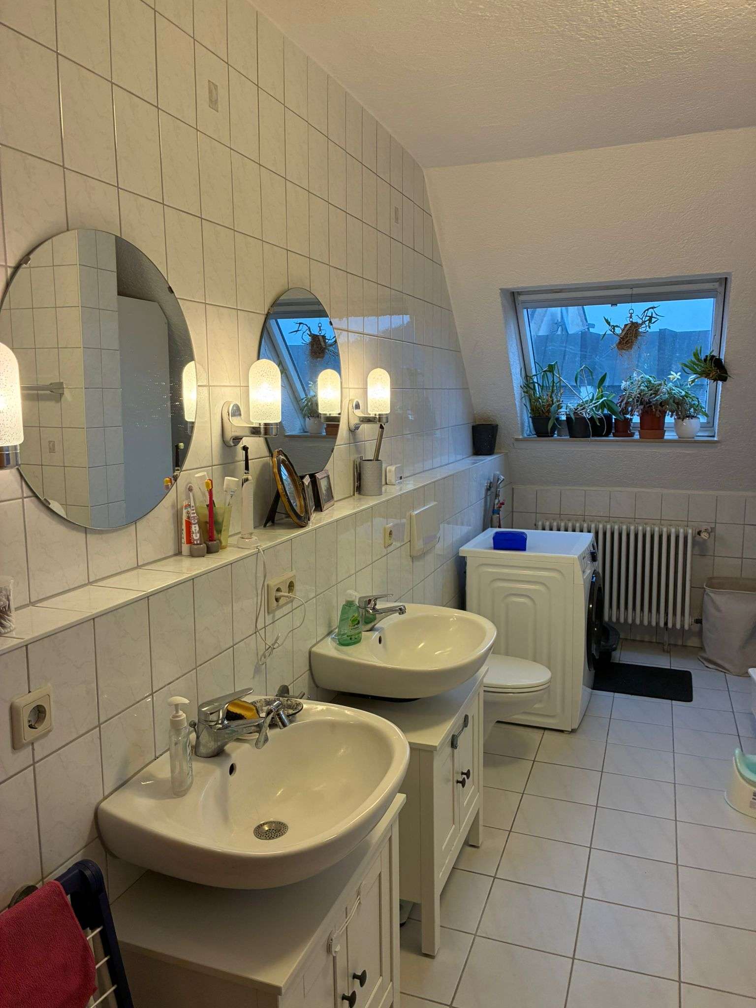 Immobilie in Ihringen - Attraktive 4 Zimmer Wohnung in Ihringen mit 2 Balkonen - Bild 3