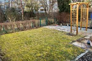 3-Zimmer-Wohnung, mit Garten und Hobbyraum