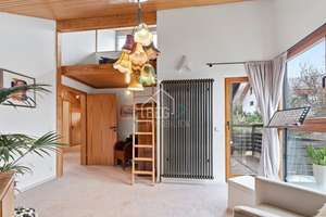 Großzügige Villa mit Einliegerwohnung, Pool und Panoramablick am Fuße der Achalm – Die vollständige Adresse der Immobilie erhältst du vom Anbieter., 72760 Reutlingen-Mitte, Reutlingen – Vorschaubild 14