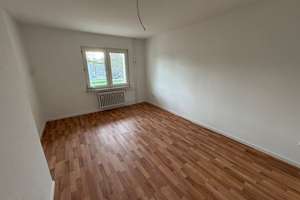zentral gelegene 2-Zimmerwohnung – Schwarzenberger Straße 29, 47226 Rheinhausen-Mitte, Duisburg – Vorschaubild 6
