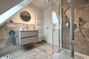 iTH: Landhausflair trifft Moderne: Erleben Sie modernes Maisonette-Wohnen in Feldhausen! – Die vollständige Adresse der Immobilie erhältst du vom Anbieter., 46244 Overhagen, Bottrop – Vorschaubild 19