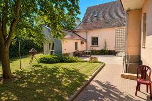 Wohnen wie im eigenen Haus: 3,5 Zimmer auf ca. 110 m² mit eigenem Eingang, Hof, Garten & Garage – 44319 Asseln, Dortmund – Vorschaubild 8
