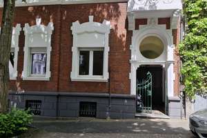 3 Zimmer im 1. OG in SG-Mitte Küche, Diele, Bad 84m² ruhige  Lage
