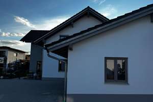 Freistehender EFH-NEUBAU mit großer Doppelgarage, Einliegerwohnung und Garten in Münster – Gabriel-von-Seidl-Straße 4, 94377 Steinach – Vorschaubild 2