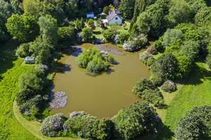 Mediterranes Landhaus mit Natursee – Ruhe, Stil und Natur pur – Die vollständige Adresse der Immobilie erhältst du vom Anbieter., 26524 Berumbur – Vorschaubild 1