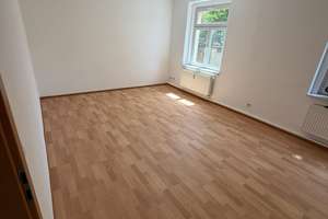 3-Raum-Wohnung im 1. OG in Top-Lage – Stadtgutstraße 26, 8412 Werdau – Vorschaubild 3