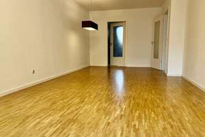 Von Privat – Provisionsfrei: Charmante 2-Zimmer-Erdgeschosswohnung mit Garten in Parkstadt Schwabing – Gunta-Stölzl-Str. 21, 80807 Alte Heide-Hirschau, München – Vorschaubild 4
