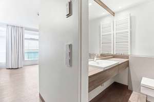 Premium-Apartment mit Concierge-Service – stilvolle Kapitalanlage im exklusiven Business-Ensemble – Die vollständige Adresse der Immobilie erhältst du vom Anbieter., 81371 Sendlinger Feld, München – Vorschaubild 4