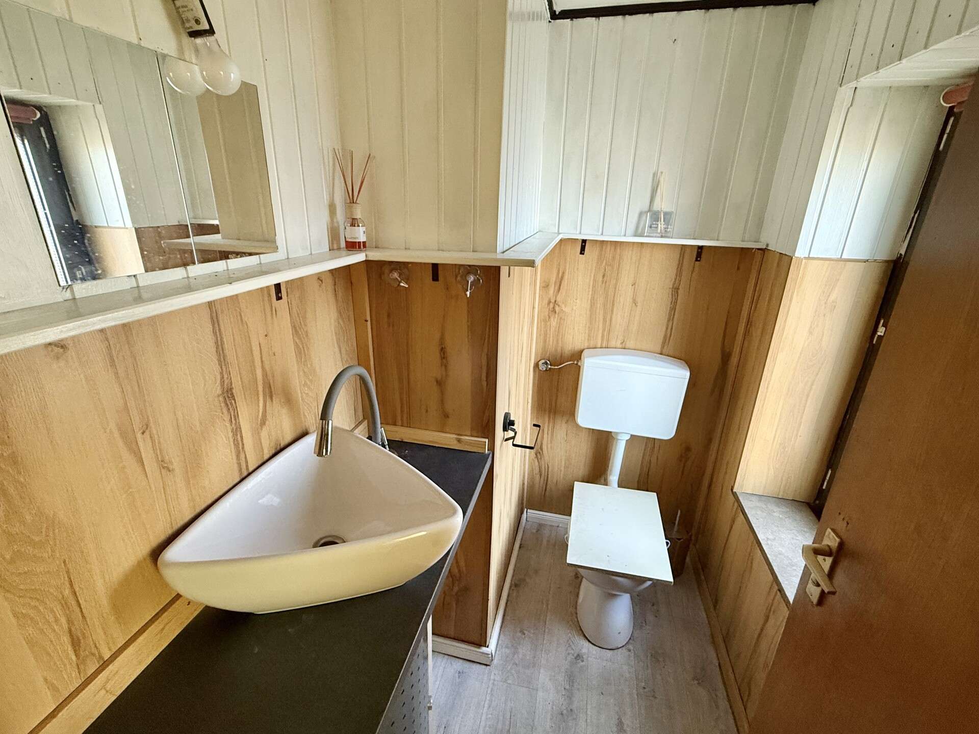 Immobilie in Gehlert - Einfamilienhaus mit großem Nebengebäude – großzügiges Grundstück inklusive! - Bild 5