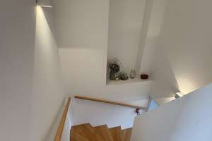 Moderne 3-Zimmer Maisonette mit Balkon, Klimaanlage, Photovoltaikanlage und Außenstellplatz – Adolf-Klarenbach-Straße 18, 40589 Holthausen, Düsseldorf – Vorschaubild 14