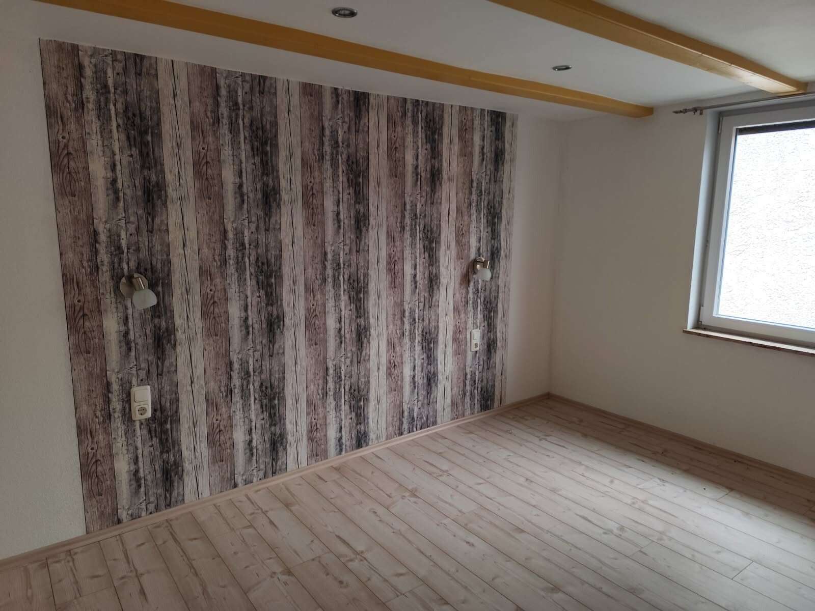 Immobilie in Erbenhausen - Erbenhausen, EFH + Nebengeb. - Bild 0