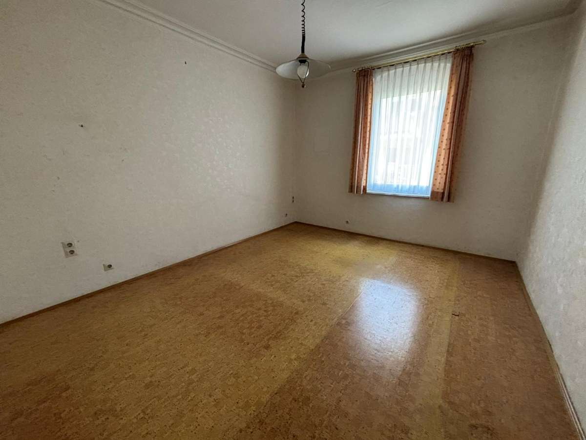 Immobilie in Weingarten - Großzügige 4-Zimmer-Wohnung in zentraler Lage von Weingarten - Bild 6