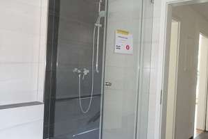 IMMOBILIEN SCHNEIDER - FORSTENRIED schöne 2-Zimmer-OG-Wohnung mit hochwertiger Ausstattung und EBK – Die vollständige Adresse der Immobilie erhältst du vom Anbieter., 81476 Forstenried, München – Vorschaubild 4