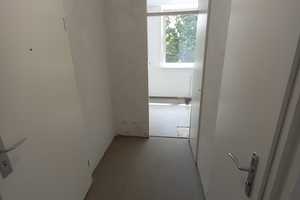Helle 3-Zimmerwohnung mit Balkon und sanierten Badezimmer. – Kissinger Str. 50, 40229 Düsseldorf – Vorschaubild 8