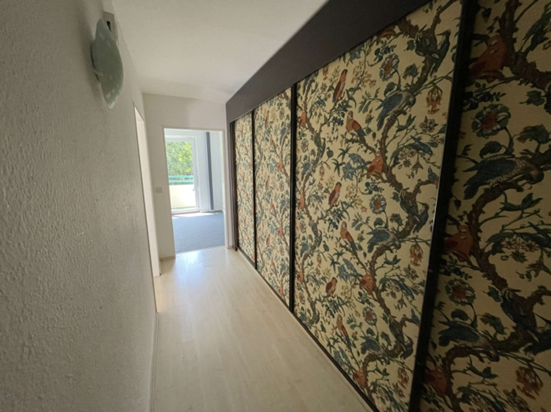 Innenstadtnahe 3-Zimmer-Eigentumswohnung mit zwei Balkonen und TG-Stellplatz im unteren Ostviertel