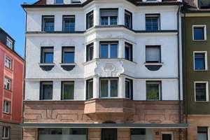 fürstliche 3-Zimmer Wohnung mit Charakter