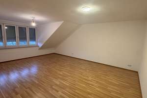 Wohnen mit Charakter: Geräumige 3-Zimmer-Wohnung in Mannheim