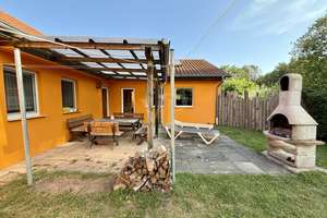 Energieeffizientes, gruppengeeignetes Ferienhaus für bis zu 10 Personen, samt Indoor -Schwimmbad – Die vollständige Adresse der Immobilie erhältst du vom Anbieter., 17209 Priborn – Vorschaubild 2