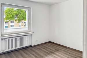 Sanierte 3,5-Zimmer-Wohnung mit Balkon in Mülheim Styrum. – 45476 Styrum, Mülheim an der Ruhr – Vorschaubild 4