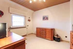 Gemütliches Zwei- bis Drei-Familienhaus mit Freisitz in Großauheim – Main-Kinzig-Kreis – Vorschaubild 11