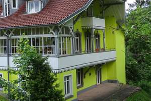 Charaktervolles Mehrfamilienhaus, eingebettet in einen großzügigen Park - geniale Kapitalanlage! – Die vollständige Adresse der Immobilie erhältst du vom Anbieter., 79669 Zell im Wiesental – Vorschaubild 4