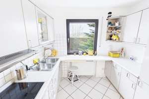 Attraktives Reihenkopfhaus in Heilsbronn – ruhige Lage, viel Platz und Garage inklusive – Die vollständige Adresse der Immobilie erhältst du vom Anbieter., 91560 Heilsbronn – Vorschaubild 6