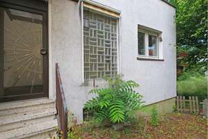 Freistehendes Einfamilienhaus mit großem  Grundstück und Entwicklungspotential – 67067 Rheingönheim, Ludwigshafen am Rhein – Vorschaubild 3