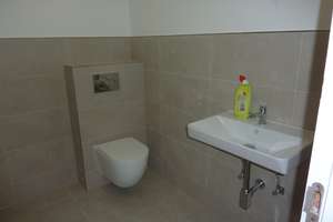 Renovierte 3-Zi.-Whg., 4. OG., Lift, 2  Balkone, K.D. saniertes Bad, G.-WC, ca. 100 m², € 1.300,-- – 40625 Gerresheim, Düsseldorf – Vorschaubild 6