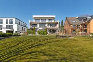 Energieeffiziente, sanierte Erdgeschosswohnung mit großer Westterrasse / Gemeinschaftsgarten – Hamburg – Vorschaubild 11